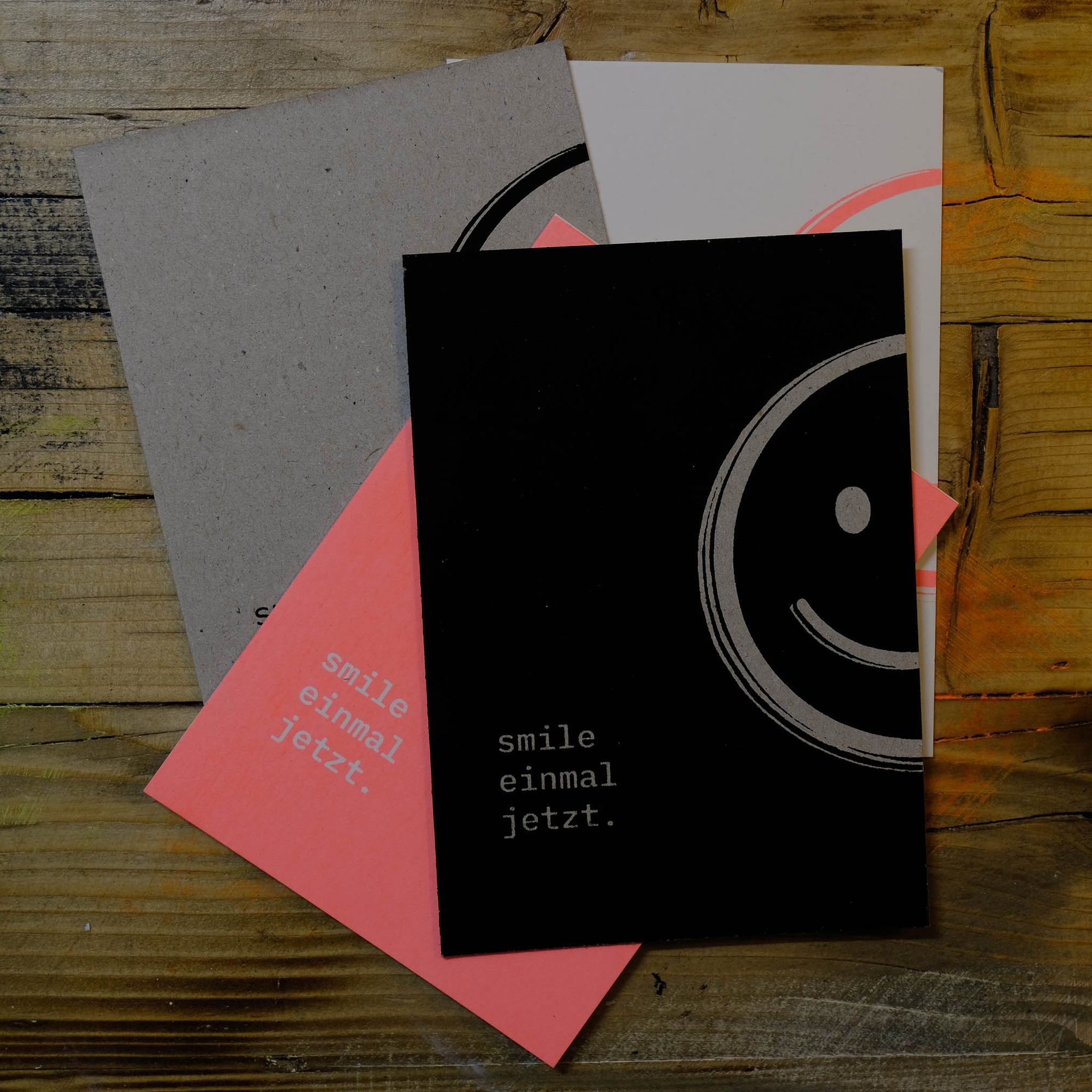 PC-2601-01 // smile. einmal. jetzt.